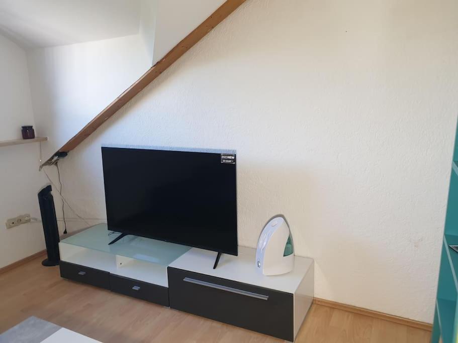 Schoene Wohnung Zentral อินโกลชตัดต์ ภายนอก รูปภาพ